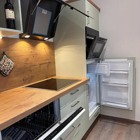 Sport-alpin-wohnung-1 Apartment *