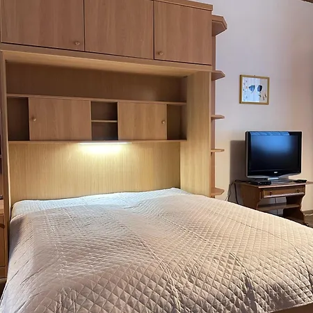 Sport-alpin-wohnung-1 Apartment *